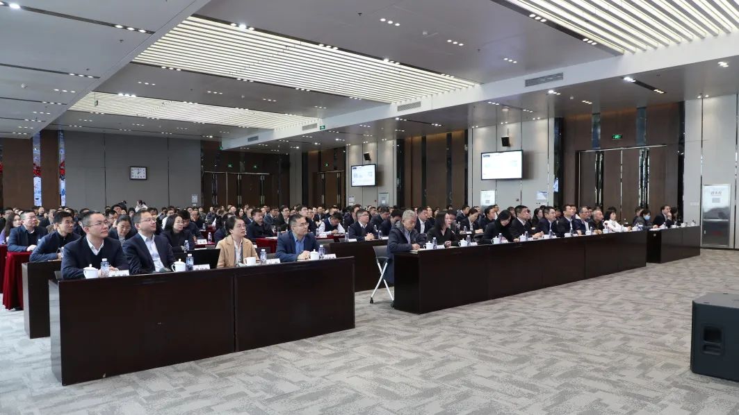 ��˳����-�����ս���ʵ,�𾢳ɼ�δ��!